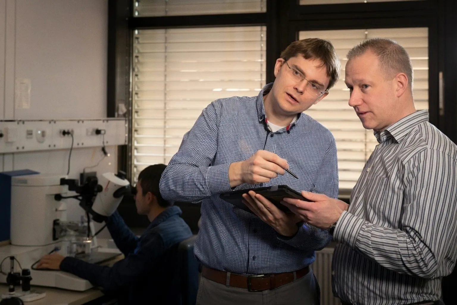 Accelerating Brain MRI: Deep Learning Enables Diagnostic Scans Under 100 Seconds