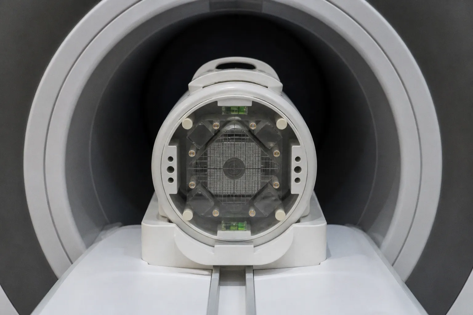 MRI biomarker drift: calibration steps for multi-center trials