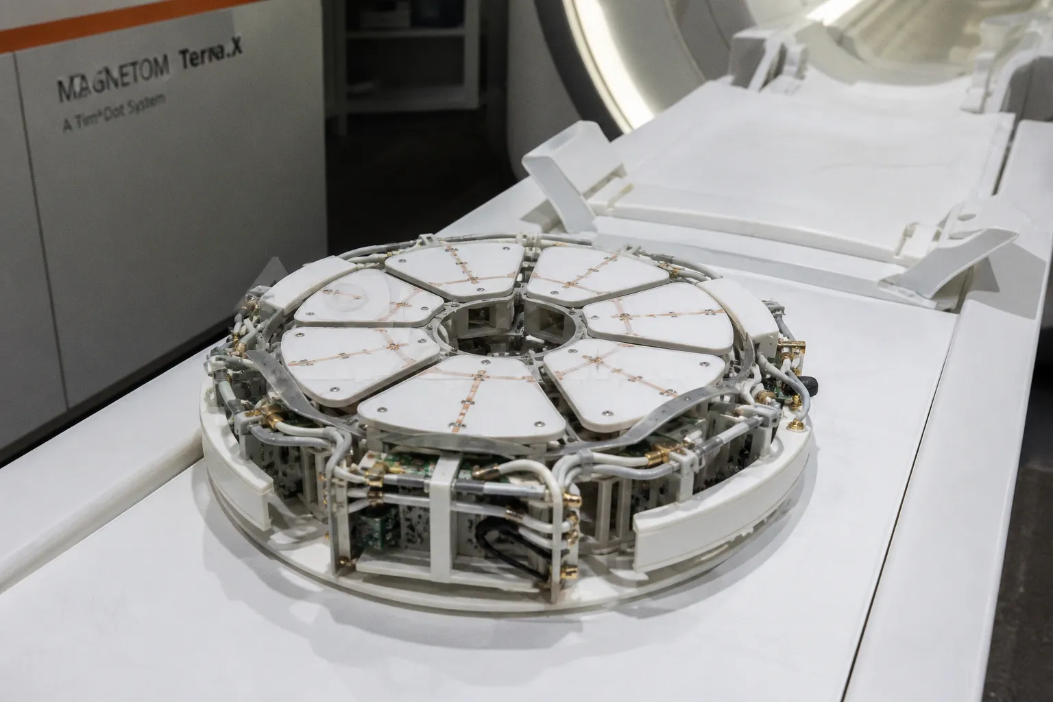 Parallel transmit 7T MRI: clinical reality or research tool?