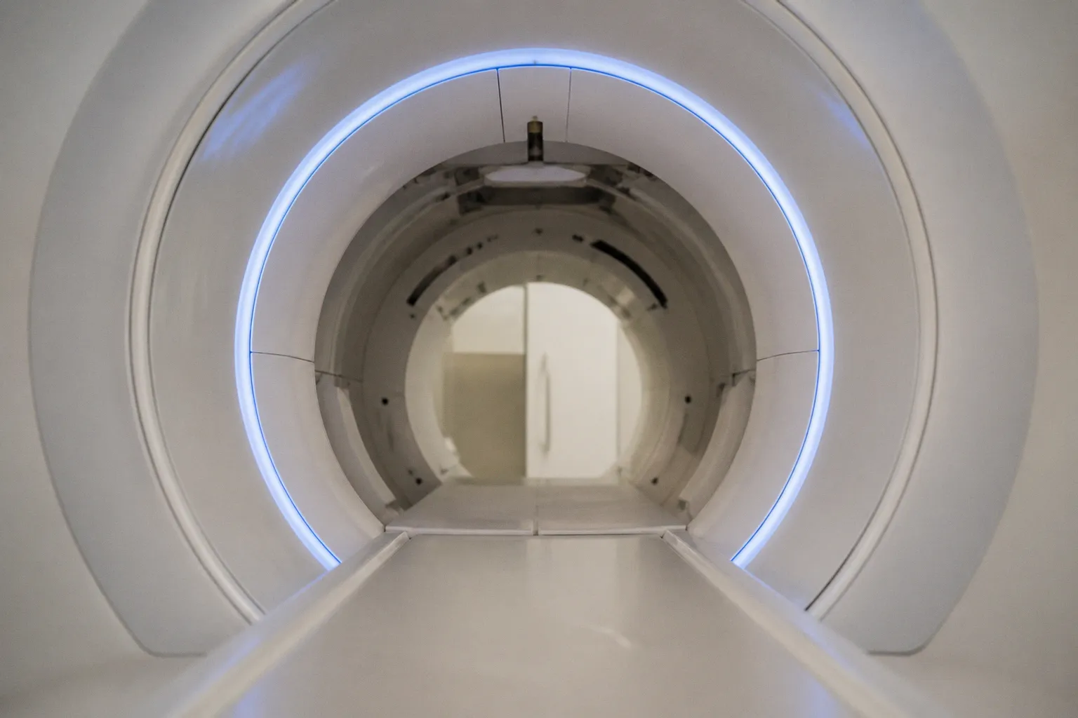 Simultaneous PET-MRI: clinical necessity or luxury?